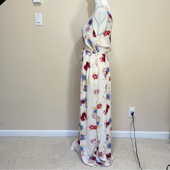 Lucky Brand Floral V-Neck Maxi Dress - Picture 6 of 15